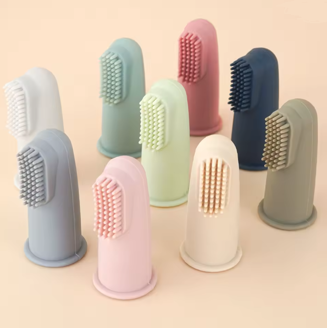 Periuță de dinți degetar pentru bebeluși